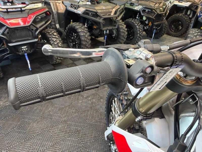 Yamaha Yz250f 70e Anniversaire 2026 alt