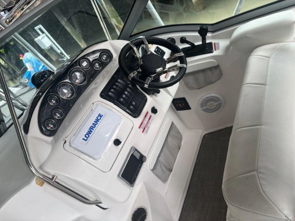 2016 Campion 825i alt