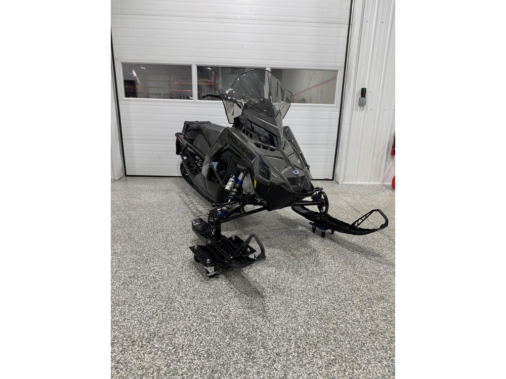 2025 Polaris Switchback® Assault® 650 146 alt