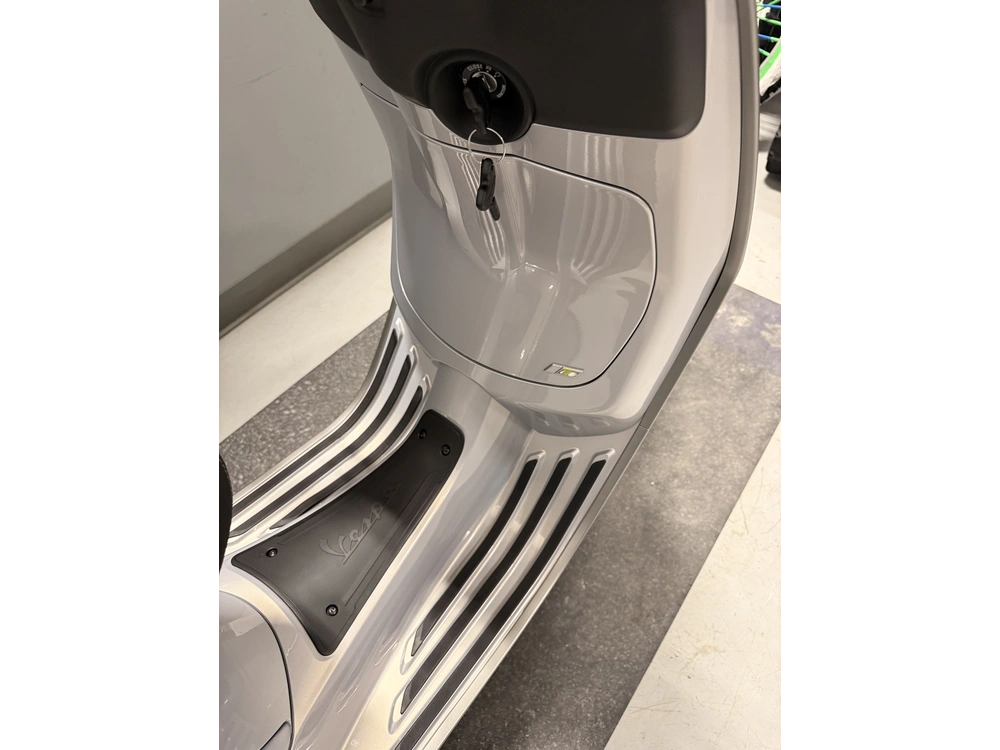 Vespa Primavera 50 Tech Primavera 50 T 2025 alt