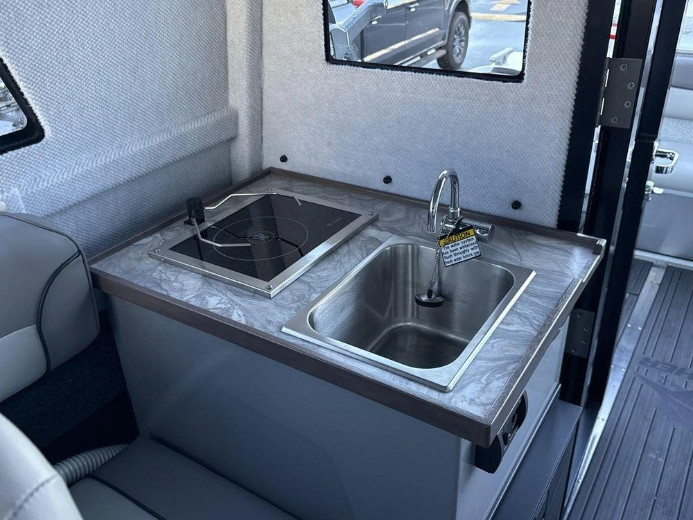 2026 Kingfisher 25 Xac alt