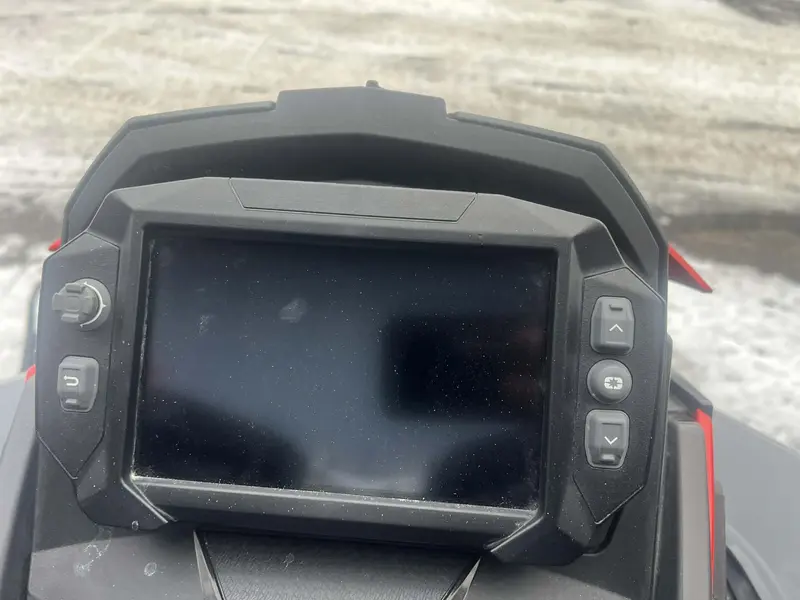 2024 Polaris 850 Switchback XC 146 **GARANTIE POLARIS 2027!!**