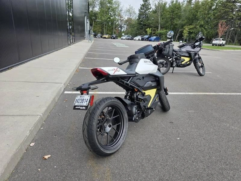 Can-am Pulse 2025 alt