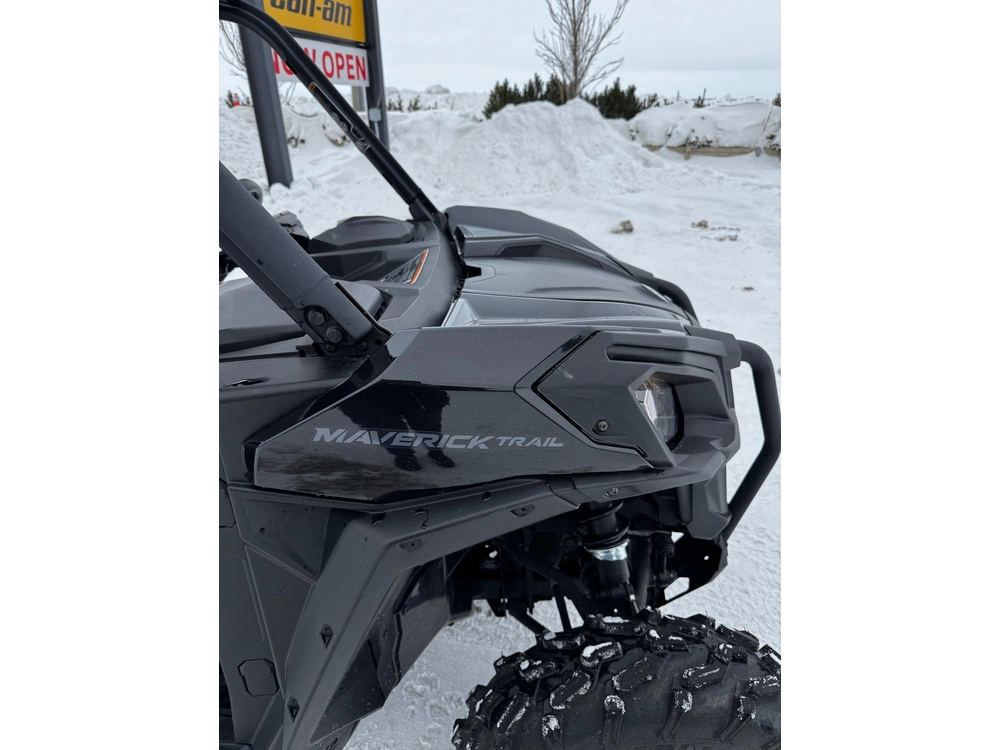 2023 Can-am Maverick Trail 700 Dps alt
