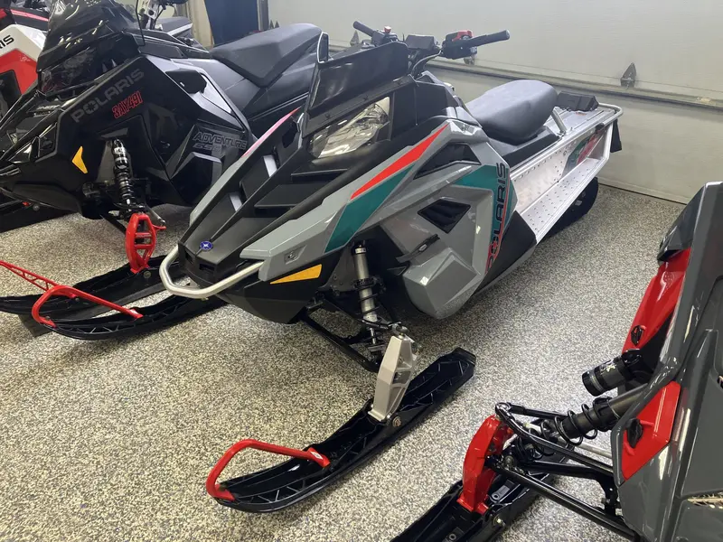 2024 Polaris 550 Indy EVO 121