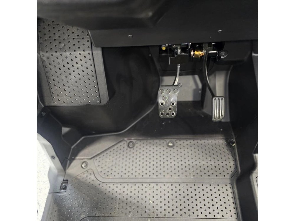 2025 Honda Pioneer 1000 Base alt