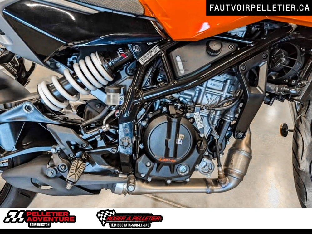 Ktm Duke 390 2024 alt