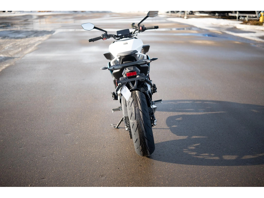 2026 Cfmoto 675nk alt