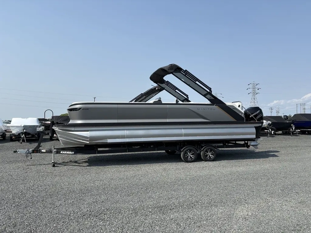 2025 Manitou Explore Switchback 26 Trifold Shp575 alt