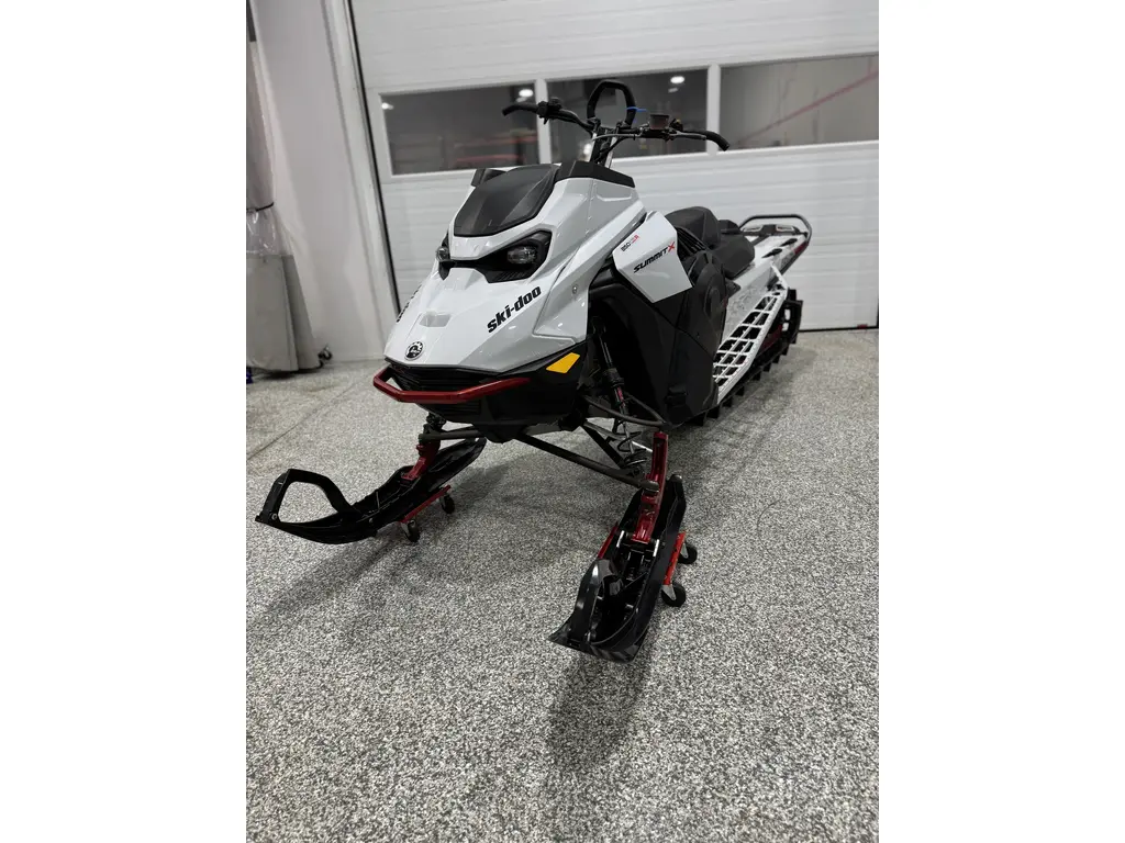 2023 Ski-doo Summit X 850 Turbo alt