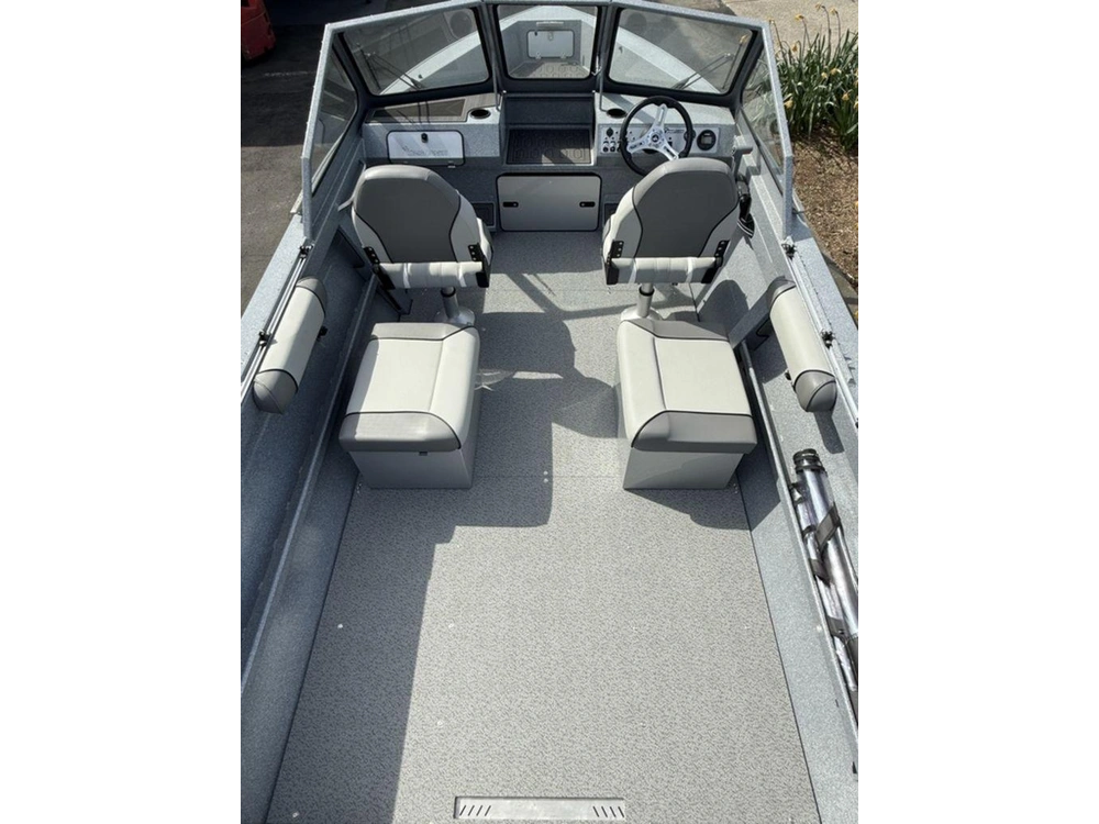 2026 Kingfisher 1825 Falcon - Black alt