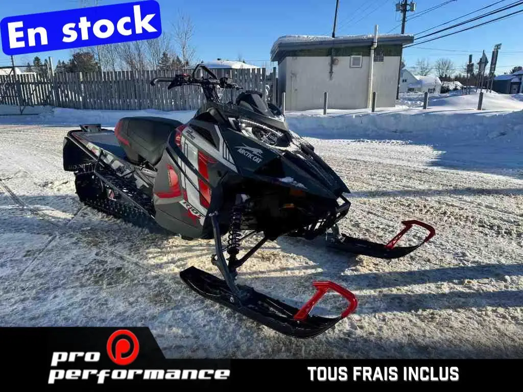 2022 Arctic Cat RIOT X 146