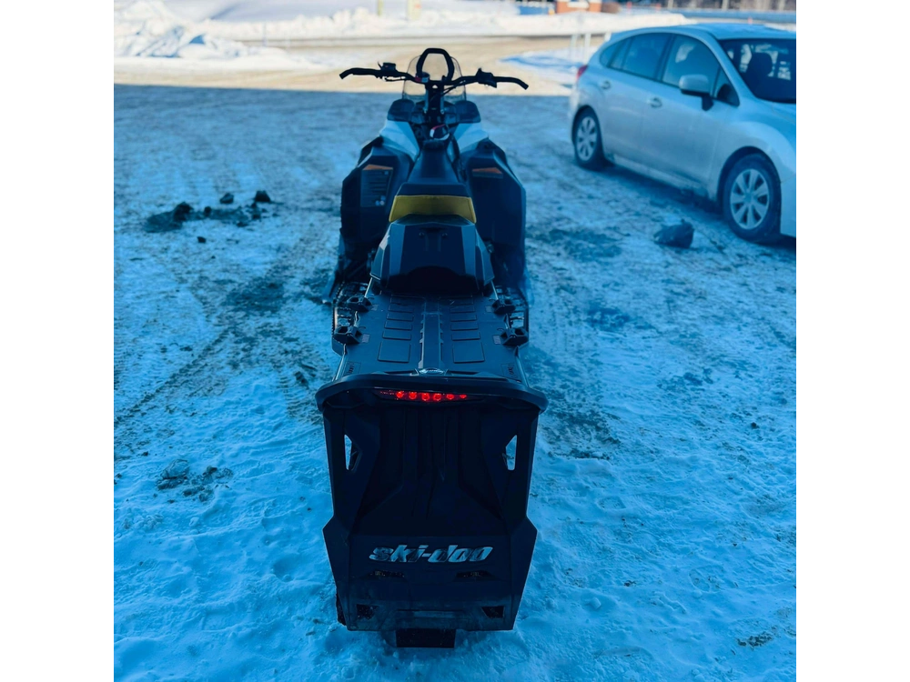 Bombardier Summit 850 Adrenaline E-tec 2024 alt