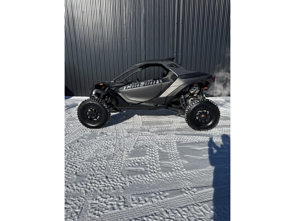 2024 Can-am Maverick R X Rs alt