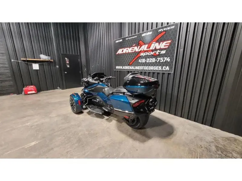 2025 Can-Am Spyder RT Limited SE6 thumbnail 3