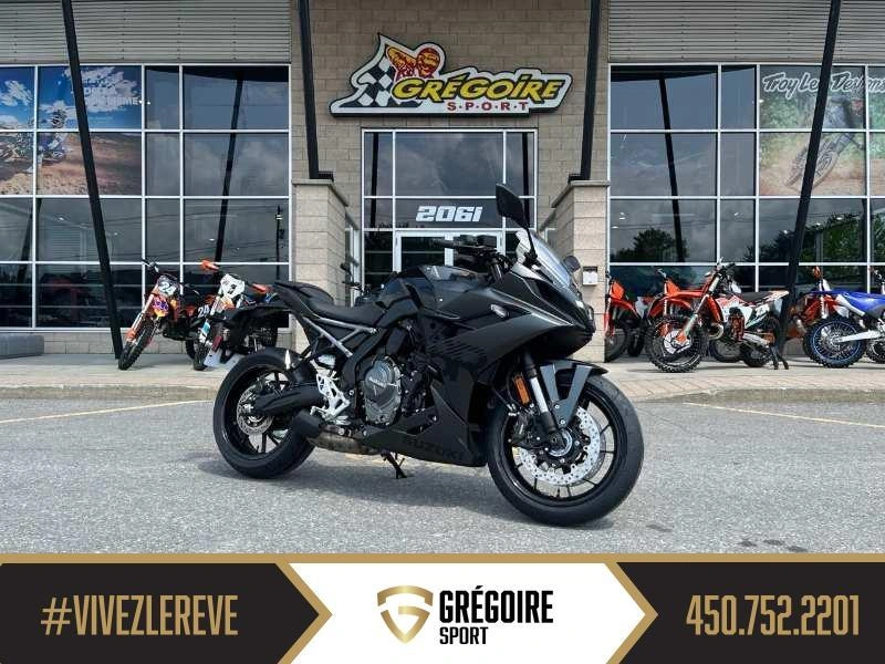 2025 Suzuki Gsx-8r alt