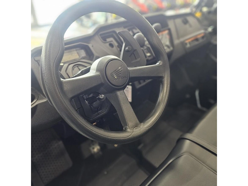2025 Honda Pioneer 1000 Base alt
