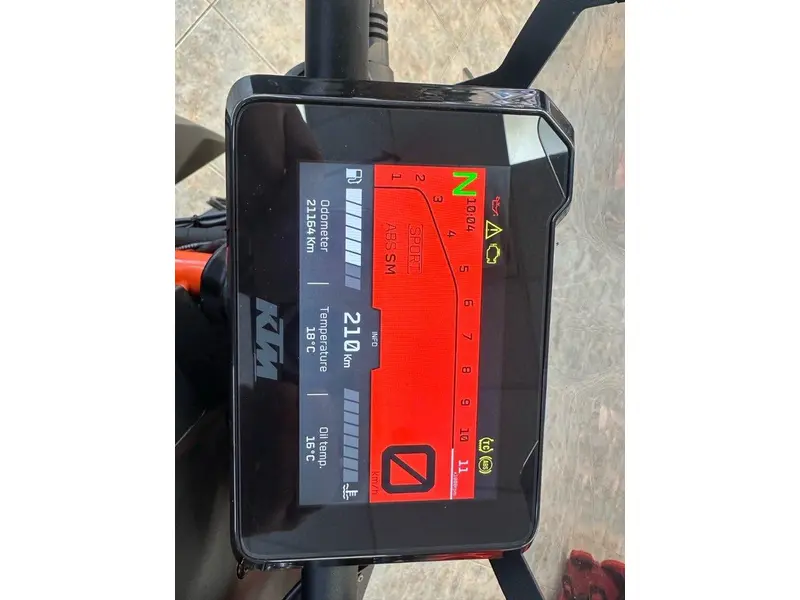 2020 KTM SUPER DUKE 1290R thumbnail 8