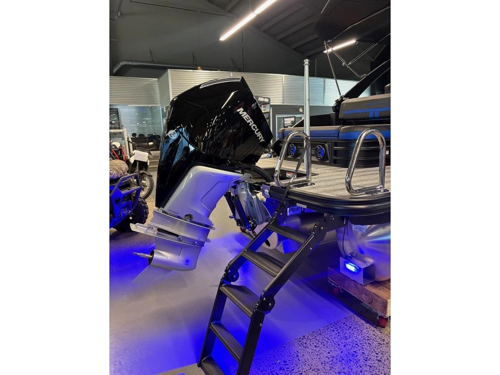 Bennington Marine M24 Serie Sport 2026 alt