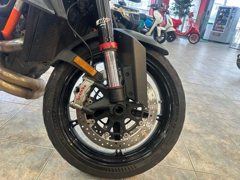 2020 KTM SUPER DUKE 1290R thumbnail 7