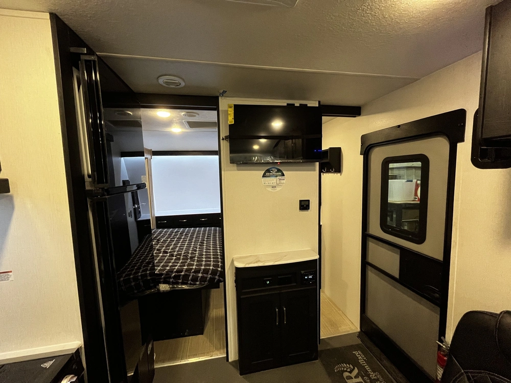 Coachmen Adrenaline 21lt 2024 alt