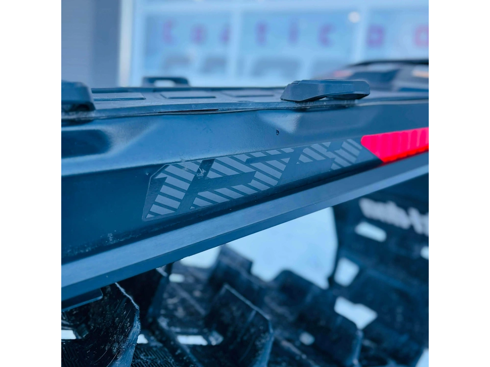 Bombardier Summit 850 Adrenaline E-tec 2024 alt