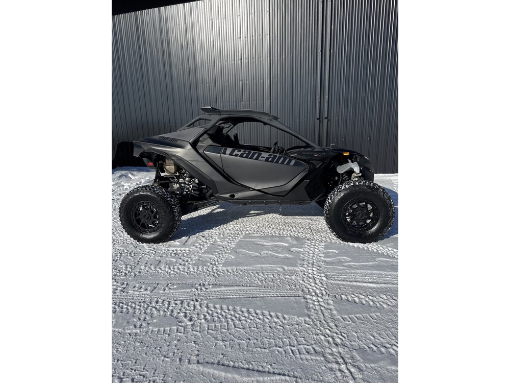 2024 Can-am Maverick R X Rs alt