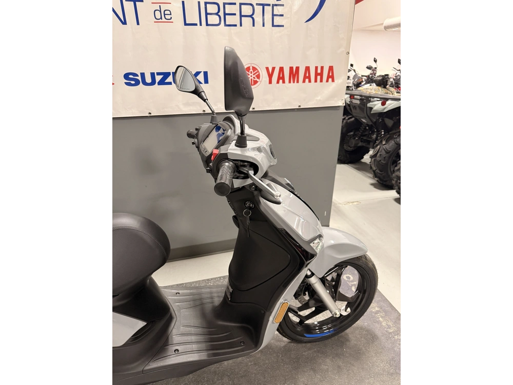 Piaggio Liberty S 50 Liberty S 50 2025 alt