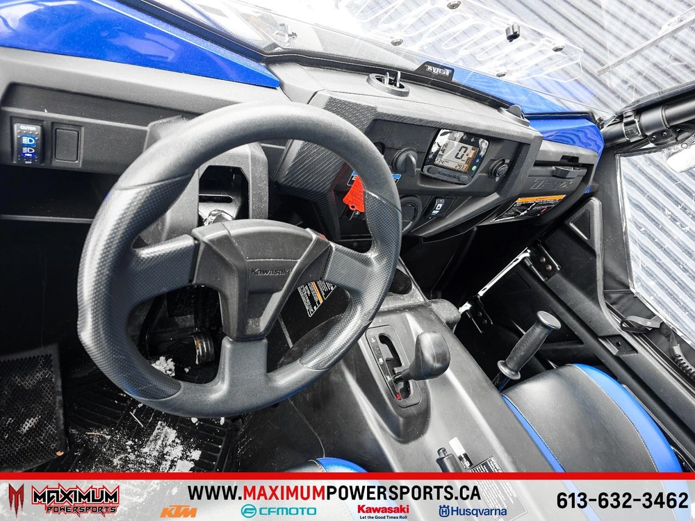 2023 Kawasaki Teryx 4 alt