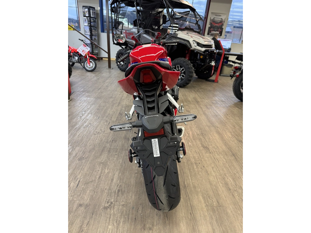 2026 Honda Cbr650r E-clutch (abs) alt