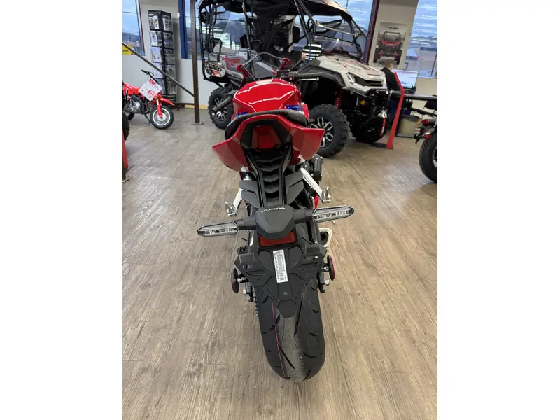 2026 Honda CBR650R E-Clutch (ABS)