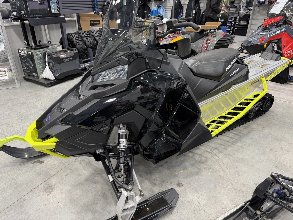 2017 Polaris 800 Switchback Assault 144 alt