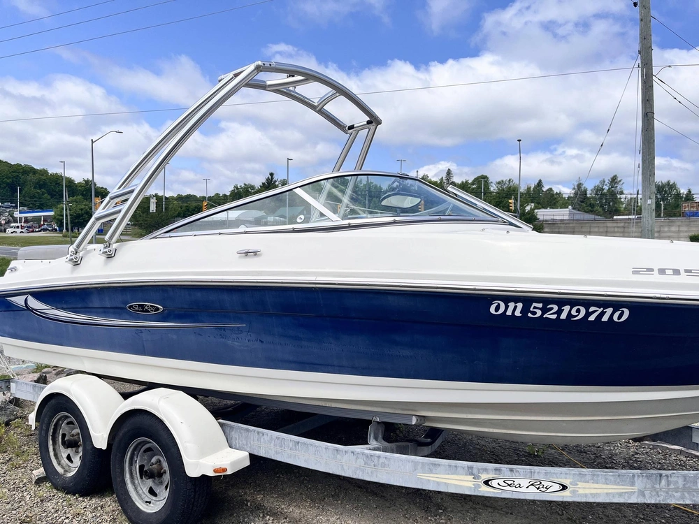 2008 Sea Ray Ray 205 Sport alt