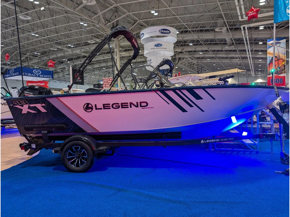 2026 Legend 17xt With Sports Package alt