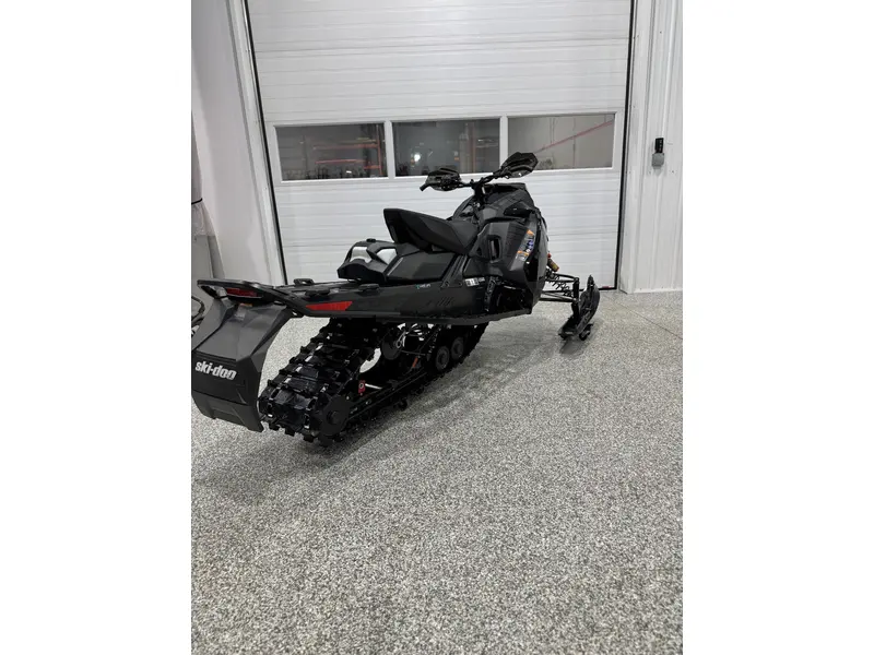 2025 Ski-Doo MZX X-RS w/Comp Pkg 850