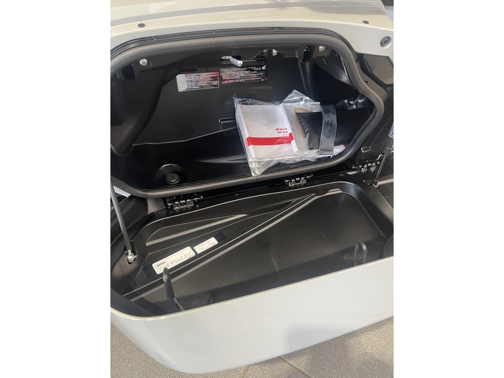 Honda Gold Wing Tour Dct Gl1800dt 2026 alt