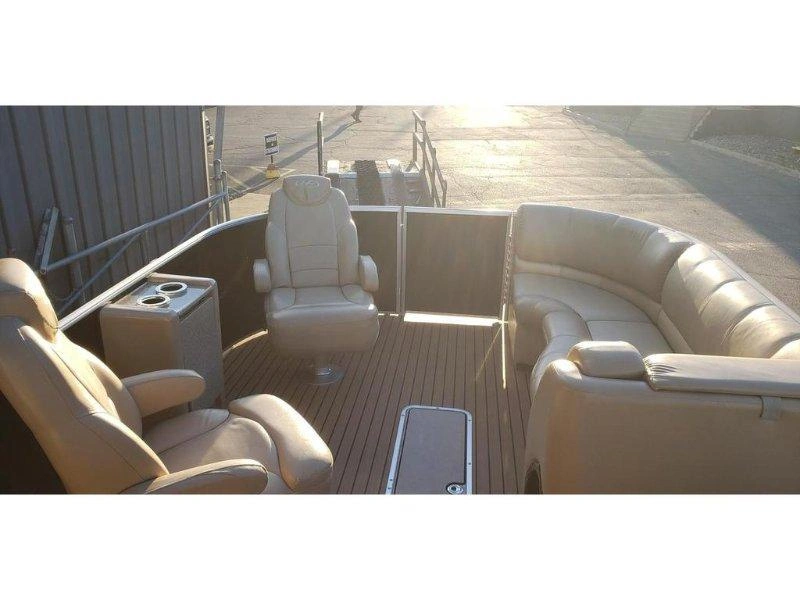 Harris Grand Mariner 250 2015 alt
