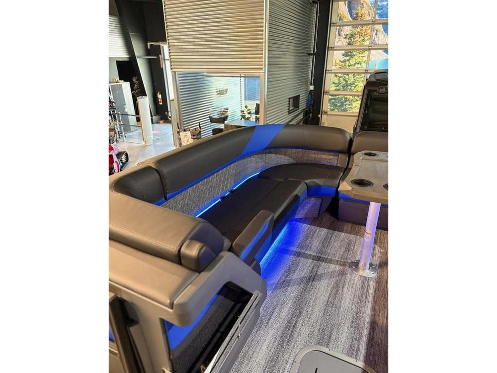 Bennington Marine M24 Serie Sport 2026 alt