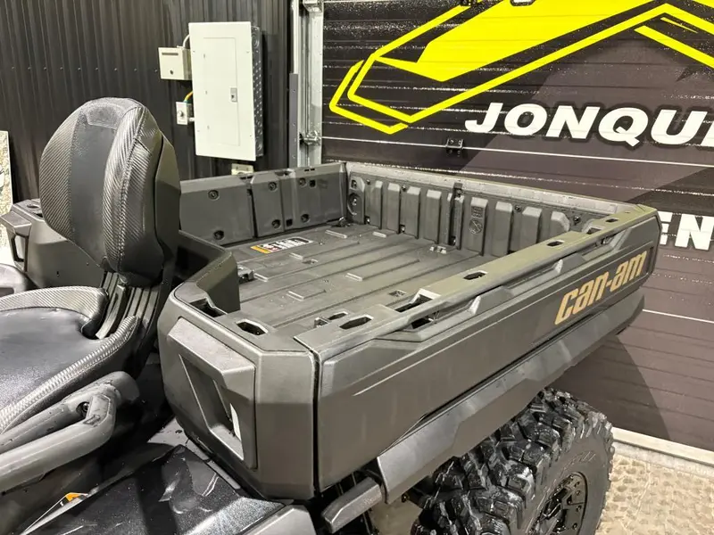 2026 Can-Am Outlander MAX 6X6 Backcountry 1000R