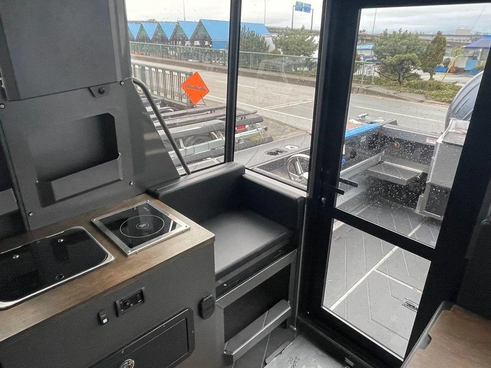 2026 Other 2500 Ultracab Xl alt