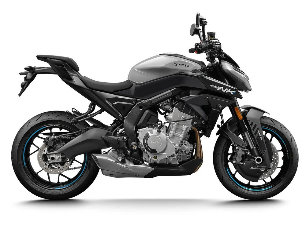 Cfmoto 675 Nk 2026 alt