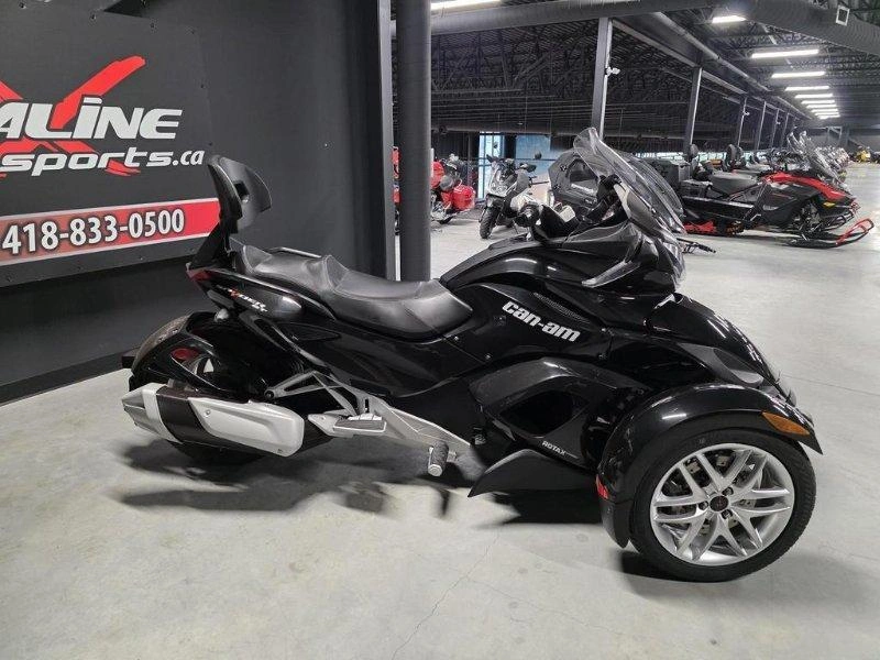 Can-am Spyder St 2013 alt