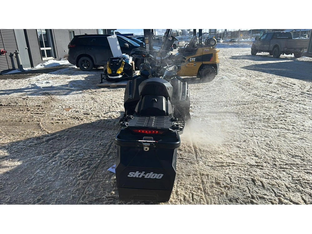 Ski-doo Renegade X 900 Turbo 2019 alt