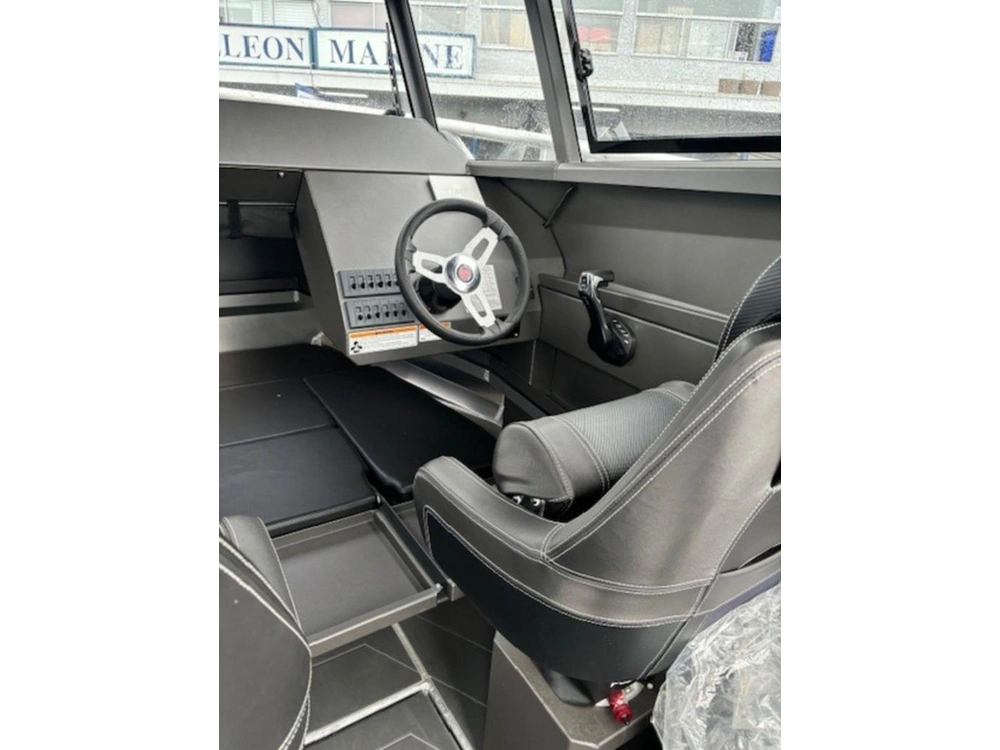 2023 Other 2250 Ultra Centrecab alt