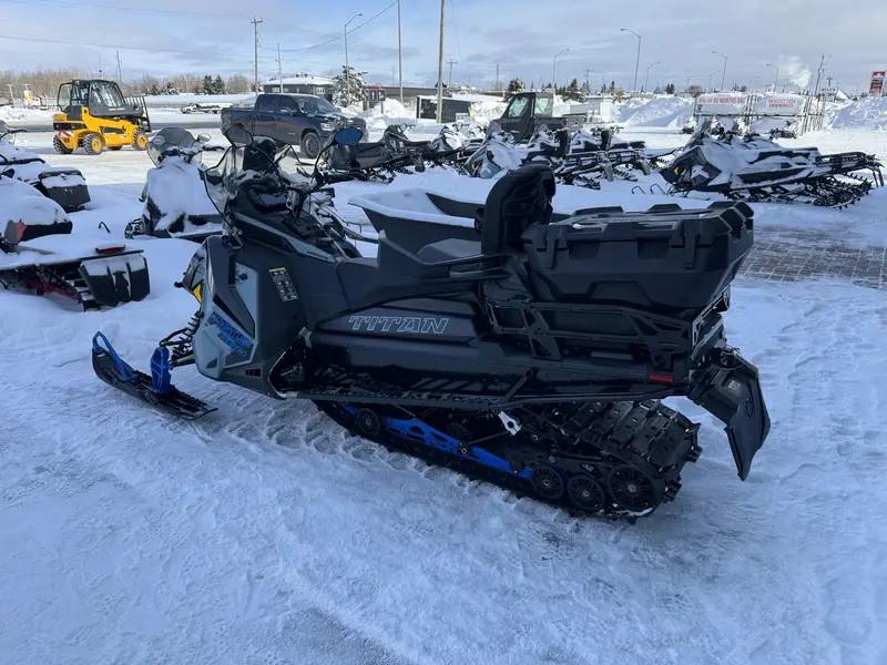 2026 Polaris 850 TITAN ADVENTURE ULTIMATE 155 X 1.5