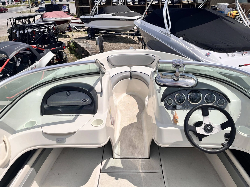 2008 Sea Ray Ray 205 Sport alt