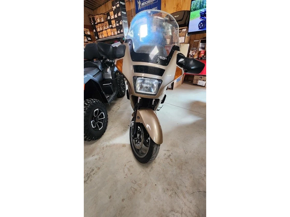 2005 Kawasaki Concours 1000 alt