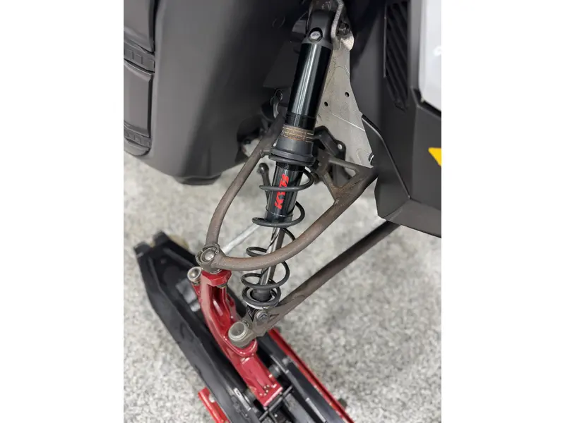 Ski-Doo Summit X 850 Turbo 2023