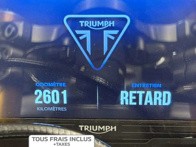 2021 Triumph Daytona 765 Moto2 thumbnail 8