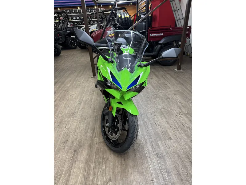 2026 Kawasaki Ninja 500 SE ABS KRT
